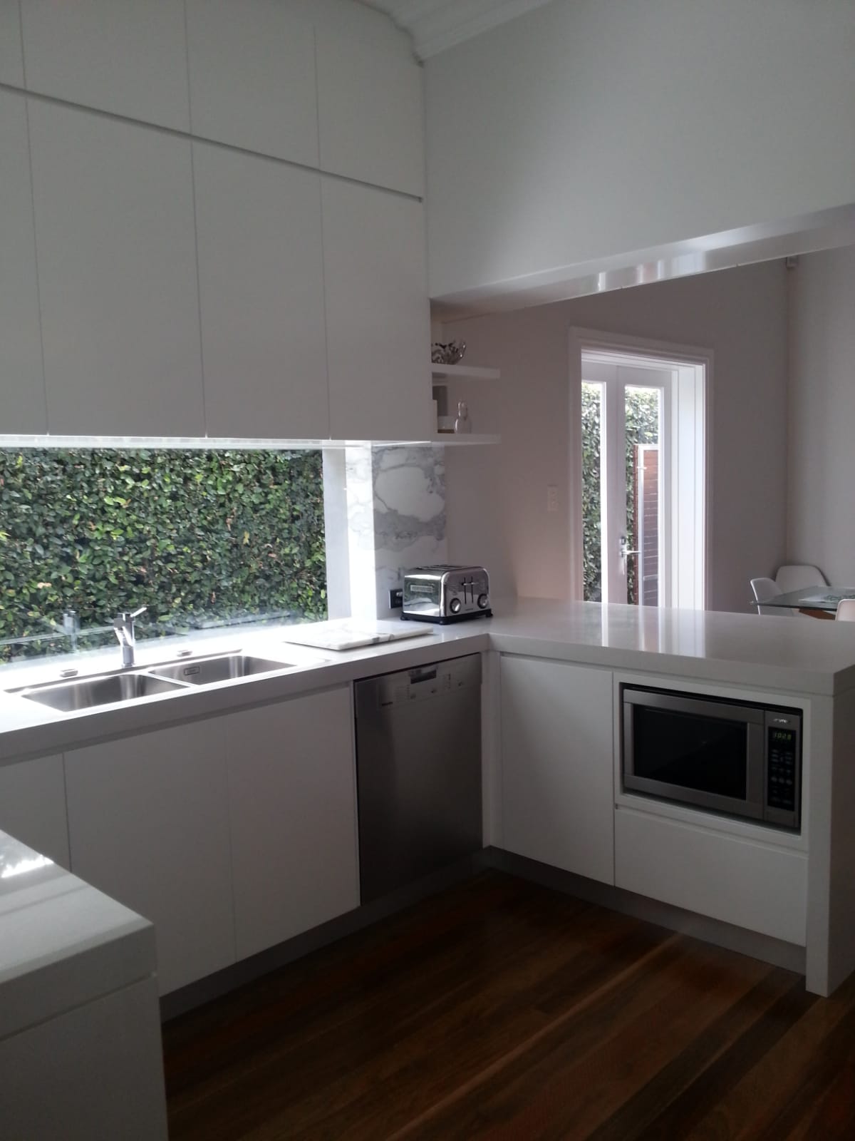 Caesarstone kitchen benchtops