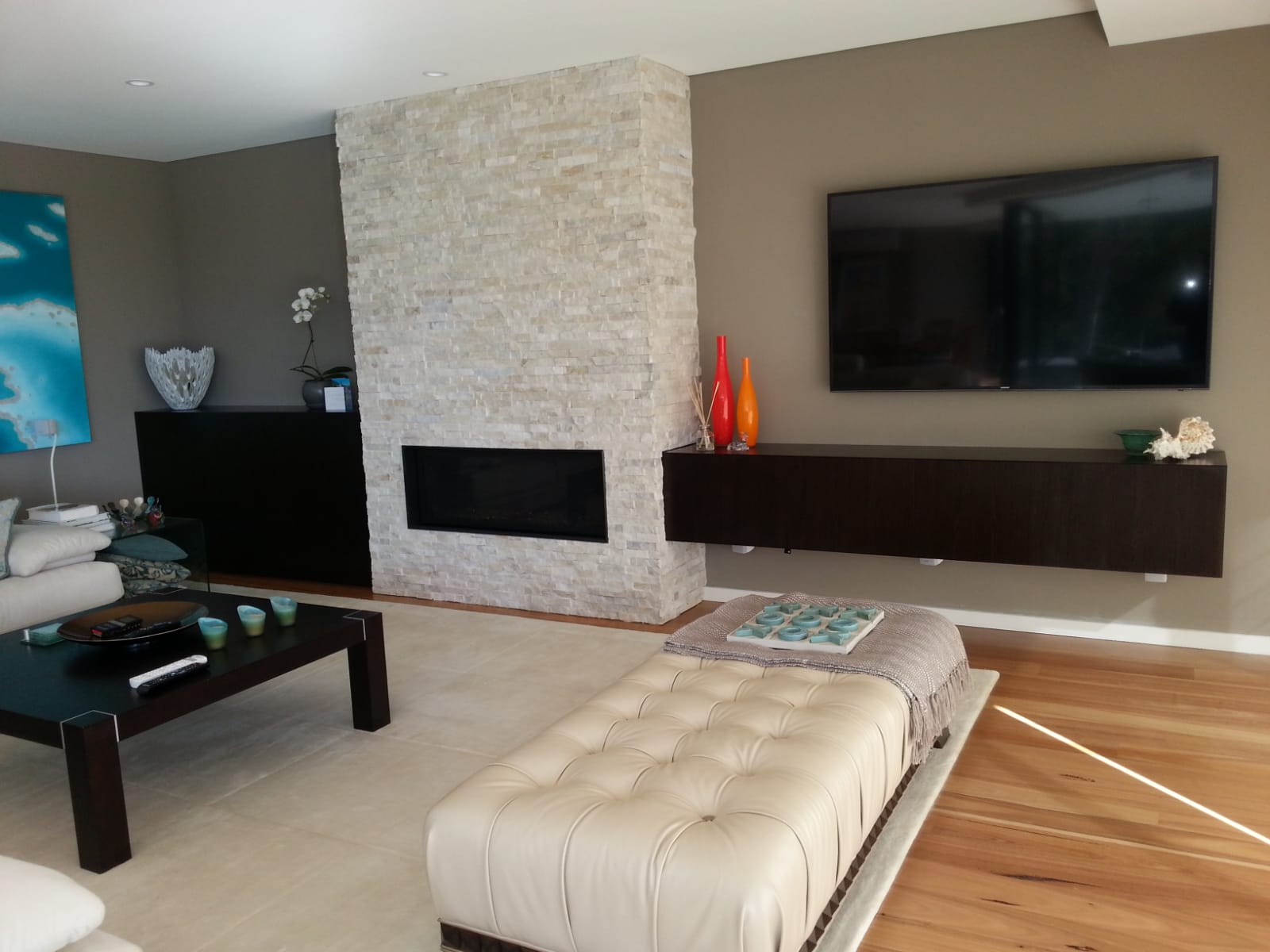 floating tv unit