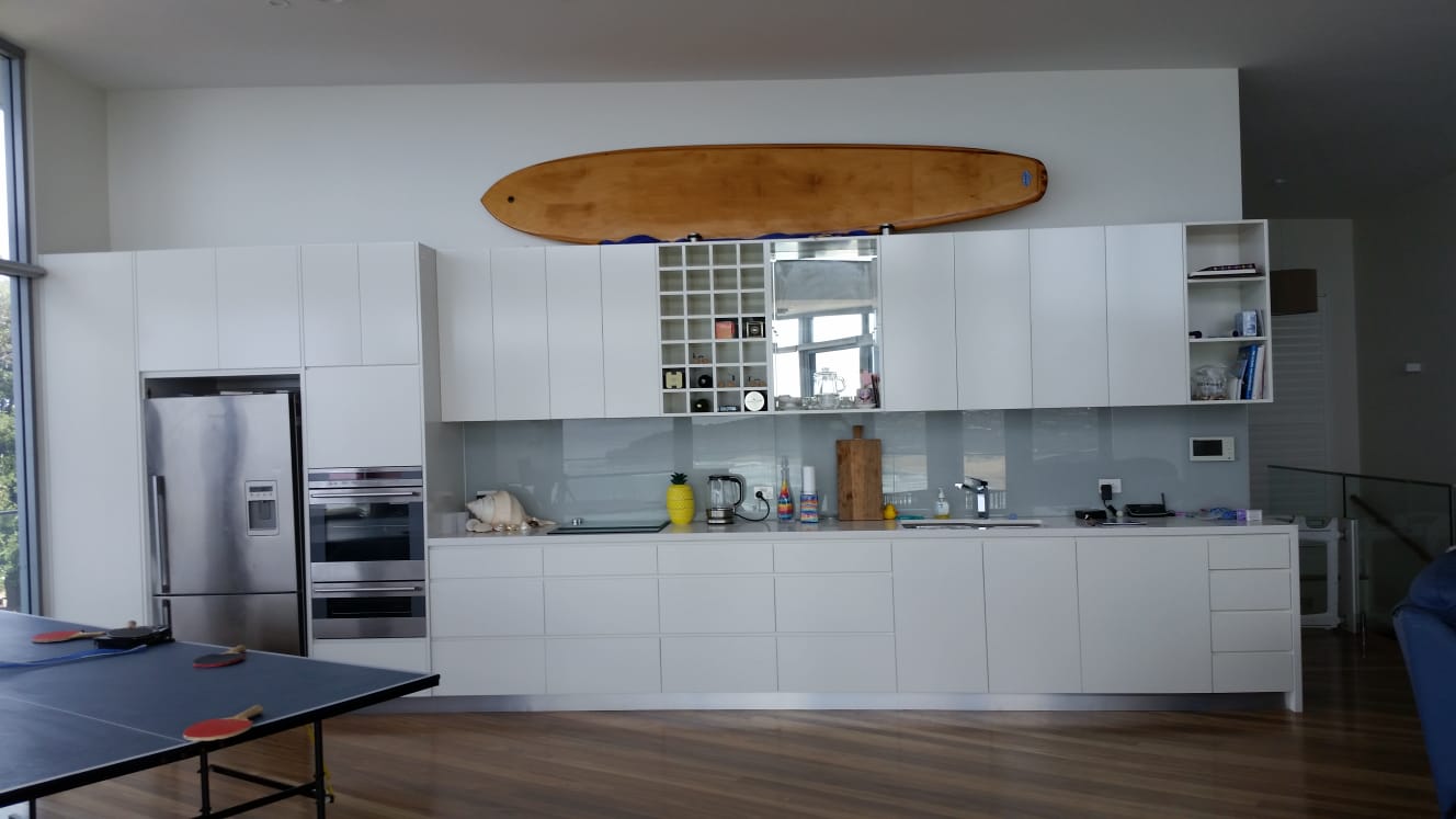 White Stone Benchtop