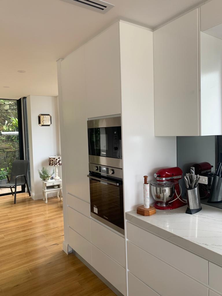 Stylish Kitchen Design, Benchtops & Laundry Room Gallery