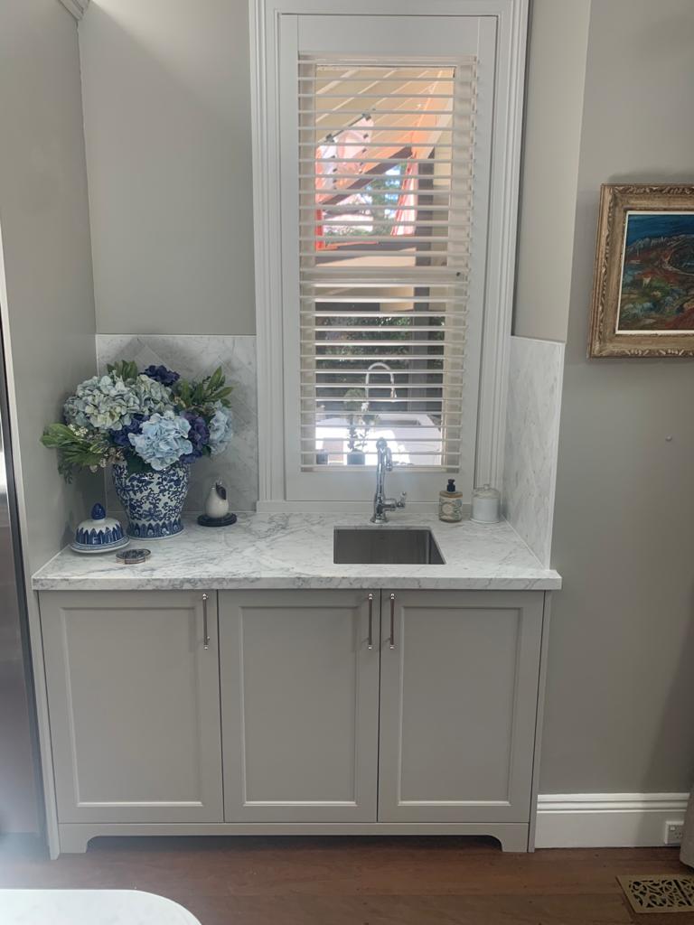 Shaker Kitchen Sink Cabinets