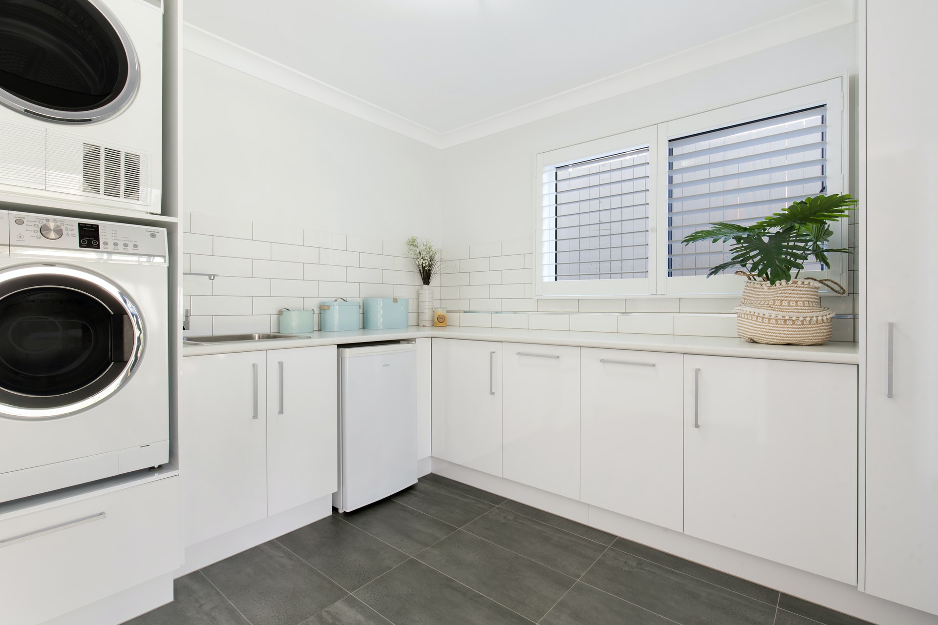 Modern Laundry Room