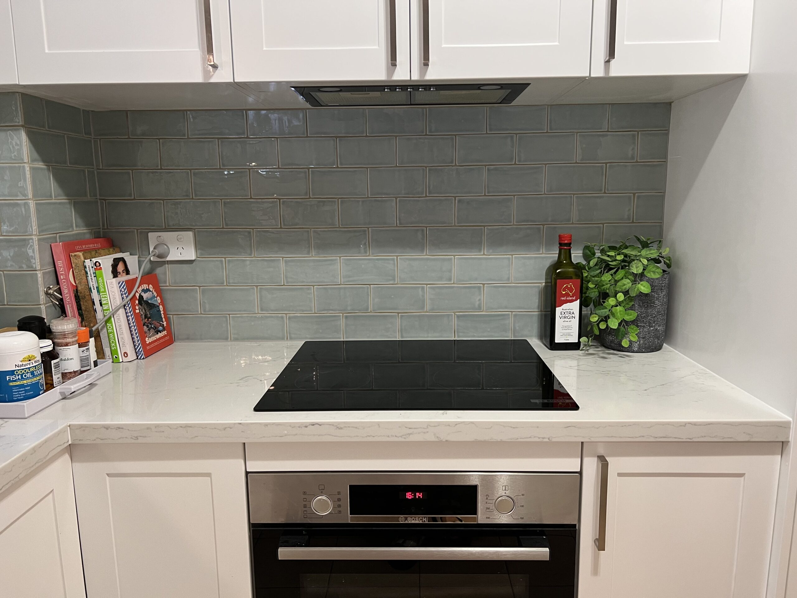 White Marble Benchtop Peninsula Kitchen(Compact view)