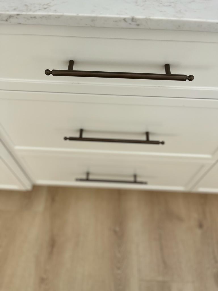 White Marble Benchtop Cabinets (Top view)